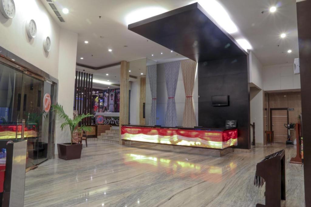 Almadera Hotel Макасар Екстер'єр фото