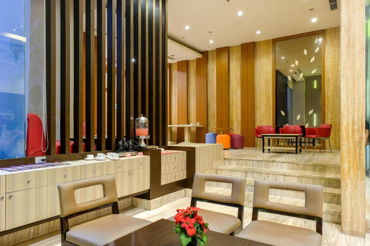 Almadera Hotel Макасар Екстер'єр фото
